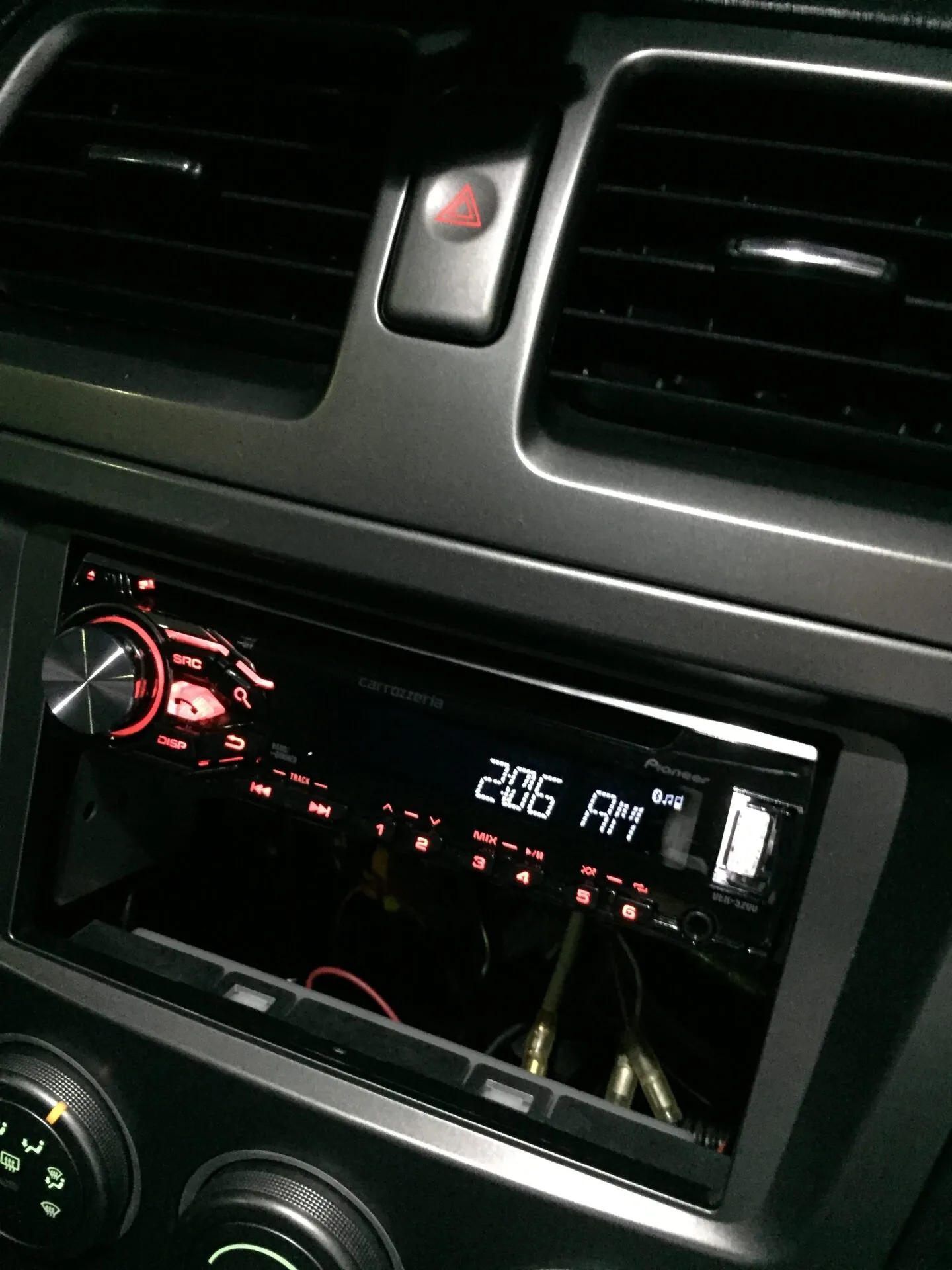 カーナビを捨てて、オーディオにリプレイス